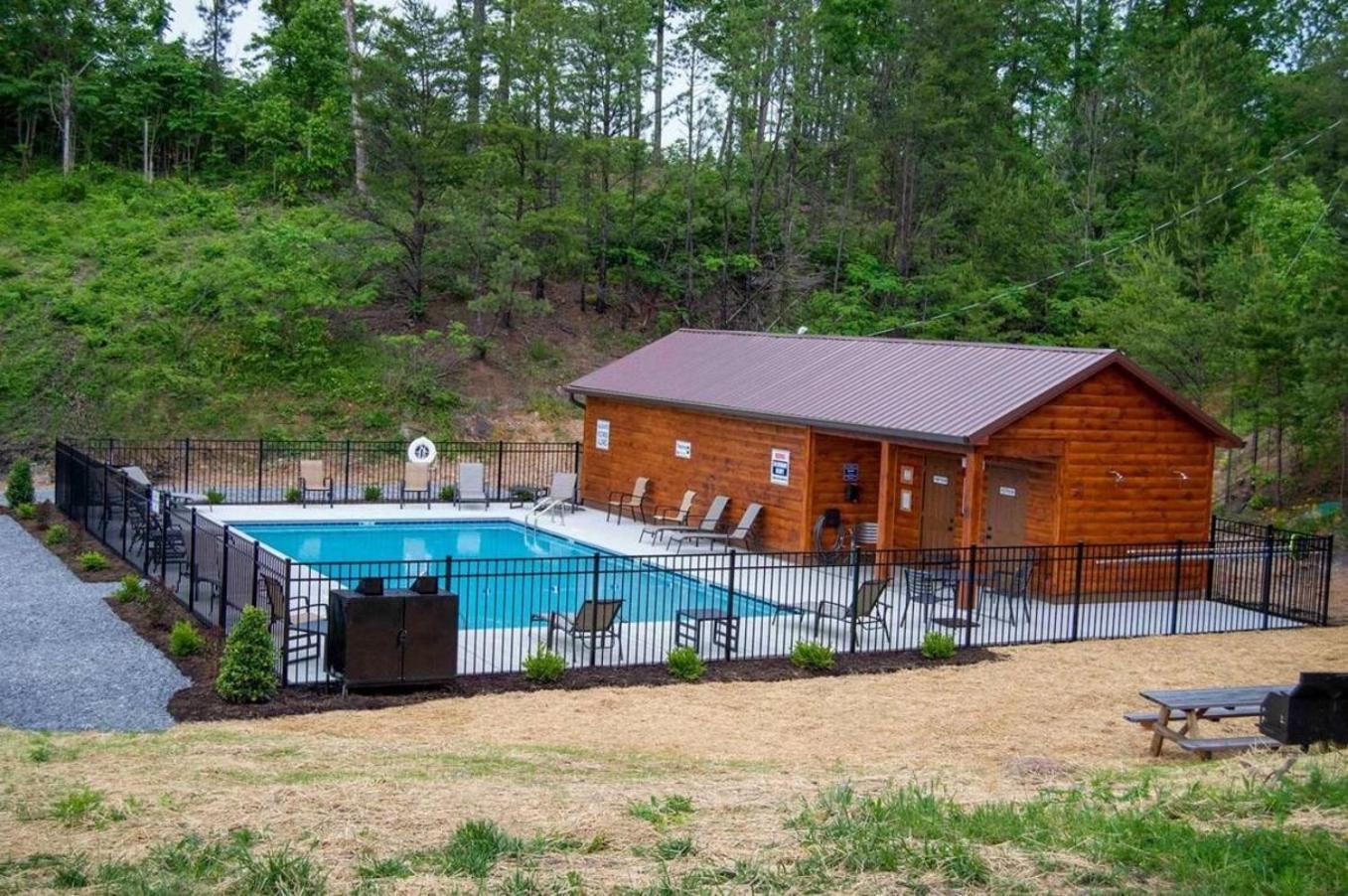 Ferienhaus Amazing Views, Pool, Hot Tub, Pool Table, Arcade