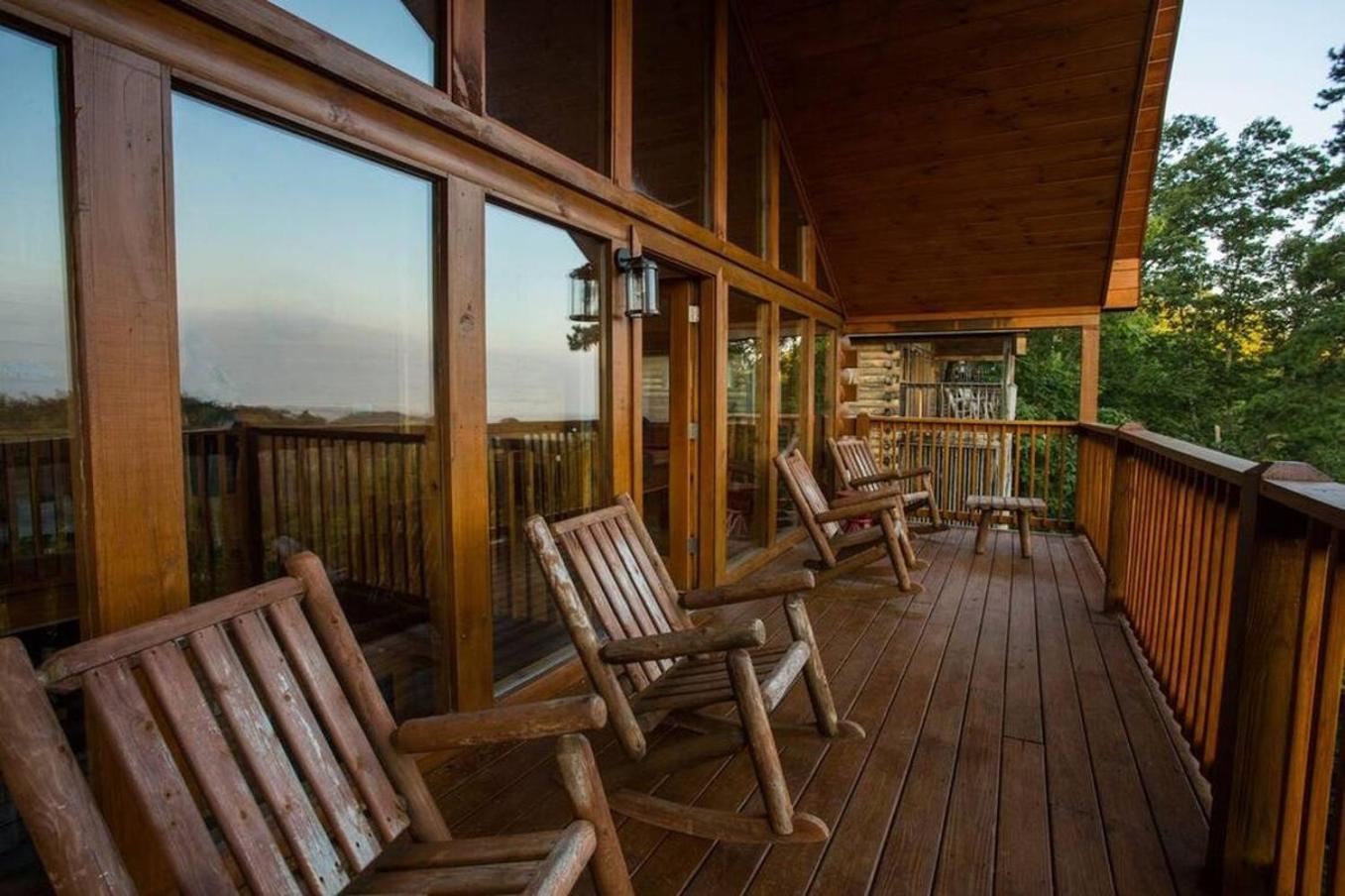 Ferienhaus Amazing Views, Pool, Hot Tub, Pool Table, Arcade Pigeon Forge